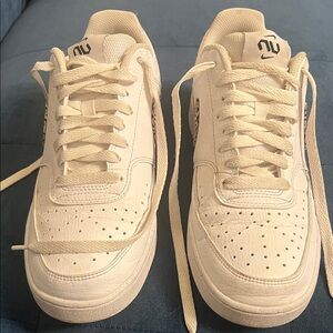 Nike Air Women’s Cream/Off-White Low-Top Sneakers - Size 9.5